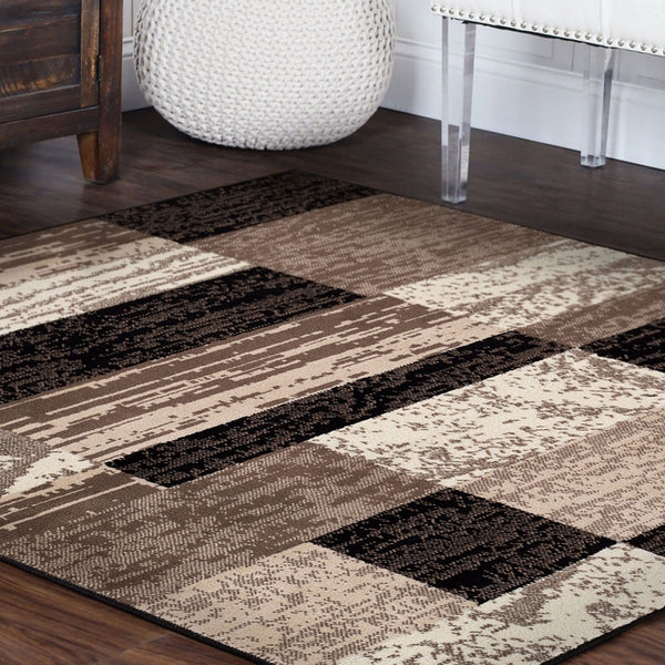 Homeroots 5' Square Chocolate Square Patchwork Power Loom Stain Resistant Area Rug  Polypropylene 487088