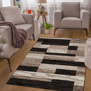 Homeroots 5' X 8' Chocolate Patchwork Power Loom Stain Resistant Area Rug  Polypropylene 487092