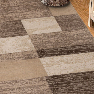 Homeroots 7' X 9' Beige Patchwork Power Loom Stain Resistant Area Rug  Polypropylene 487101