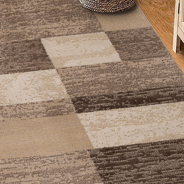 Homeroots 7' X 9' Beige Patchwork Power Loom Stain Resistant Area Rug  Polypropylene 487101