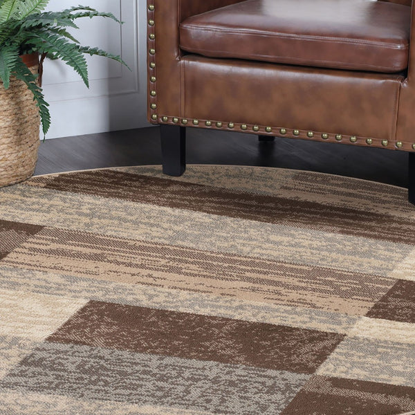 HomeRoots 7' Transitional Patchwork Area Rug in Beige, Slate Gray & Brown - Durable, Stylish & Stain-Resistant 8' Round 487107