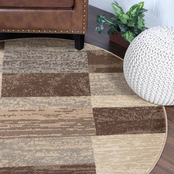 HomeRoots 7' Transitional Patchwork Area Rug in Beige, Slate Gray & Brown - Durable, Stylish & Stain-Resistant 8' Round 487107