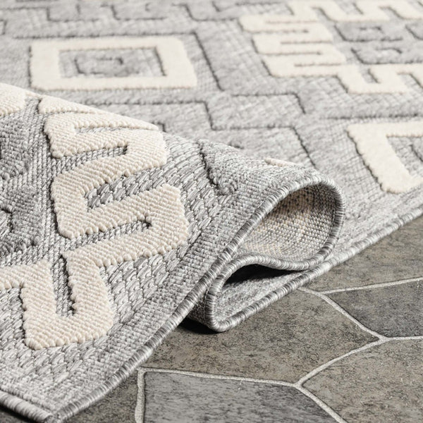 HomeRoots 5' X 7' Grey Geometric Area Rug - Stain Resistant, Non-Skid, Indoor/Outdoor, Perfect for High Traffic Spaces 487134