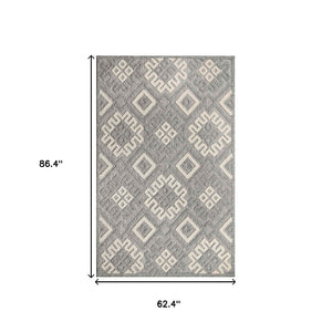 HomeRoots 5' X 7' Grey Geometric Area Rug - Stain Resistant, Non-Skid, Indoor/Outdoor, Perfect for High Traffic Spaces 487134