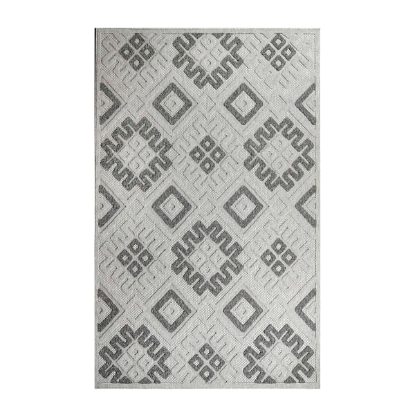Homeroots 6' X 9' Slate Geometric Stain Resistant Non Skid Indoor Outdoor Area Rug  Polypropylene 487138