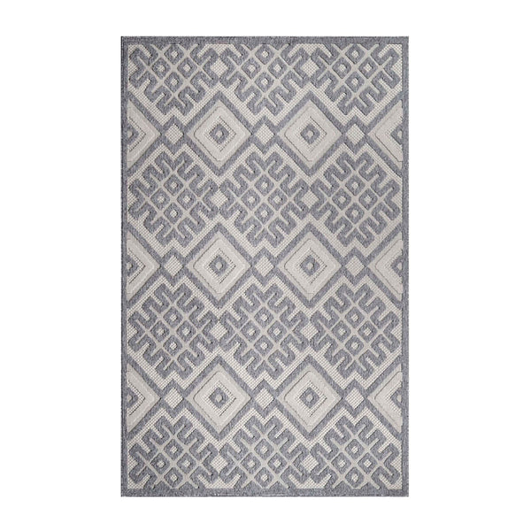 Homeroots 7' X 9' Cream Geometric Stain Resistant Non Skid Indoor Outdoor Area Rug  Polypropylene 487139
