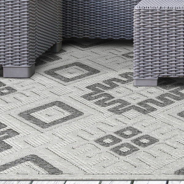 HomeRoots 7' Slate Geometric Area Rug - Stain Resistant, Non-Skid, Stylish Indoor/Outdoor Design for High-Traffic Spaces 487141