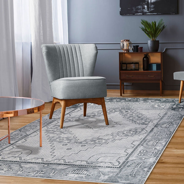 Homeroots 5' X 8' Light Gray Geometric Power Loom Distressed Stain Resistant Non Skid Area Rug  Polyester 487152