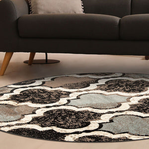 Homeroots 5' Round Chocolate Round Quatrefoil Power Loom Distressed Stain Resistant Area Rug  Polypropylene 487201