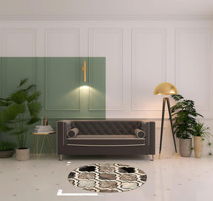 Homeroots 5' Round Ivory Round Quatrefoil Power Loom Distressed Stain Resistant Area Rug  Polypropylene 487202