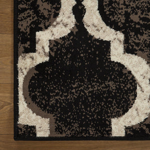 Homeroots 5' Square Chocolate Square Quatrefoil Power Loom Distressed Stain Resistant Area Rug  Polypropylene 487203