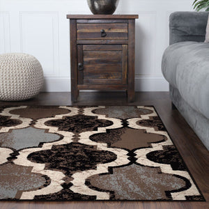 Homeroots 5' Square Chocolate Square Quatrefoil Power Loom Distressed Stain Resistant Area Rug  Polypropylene 487203
