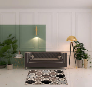 Homeroots 5' Square Ivory Square Quatrefoil Power Loom Distressed Stain Resistant Area Rug  Polypropylene 487204