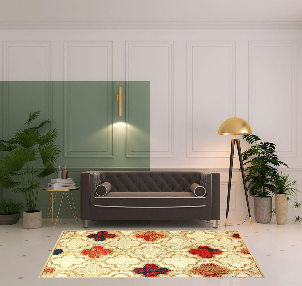 Homeroots 5' X 8' Beige Quatrefoil Power Loom Distressed Stain Resistant Area Rug  Polypropylene 487205