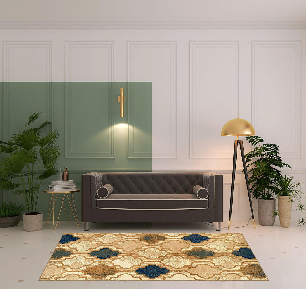 Homeroots 5' X 8' Cream Quatrefoil Power Loom Distressed Stain Resistant Area Rug  Polypropylene 487210