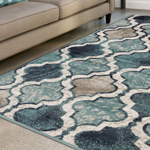 Homeroots 5' X 8' Deep Royal Quatrefoil Power Loom Distressed Stain Resistant Area Rug  Polypropylene 487211
