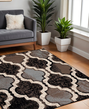 HomeRoots 7' Distressed Quatrefoil Area Rug - Moroccan-Inspired Design for Stylish and Practical Living Spaces 8' Square 487241