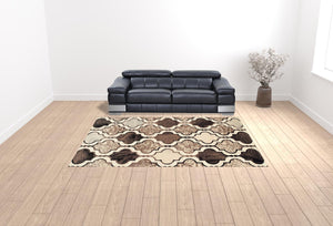 Homeroots 9' X 12' Ivory Quatrefoil Power Loom Distressed Stain Resistant Area Rug  Polypropylene 487244