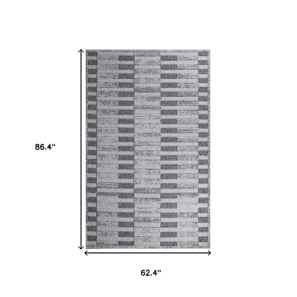 Homeroots 5' X 7' Grey Striped Stain Resistant Non Skid Indoor Outdoor Area Rug  Polypropylene 487254