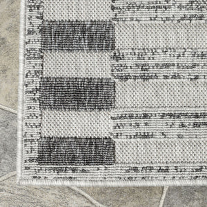 Homeroots 6' X 9' Grey Striped Stain Resistant Non Skid Indoor Outdoor Area Rug  Polypropylene 487255