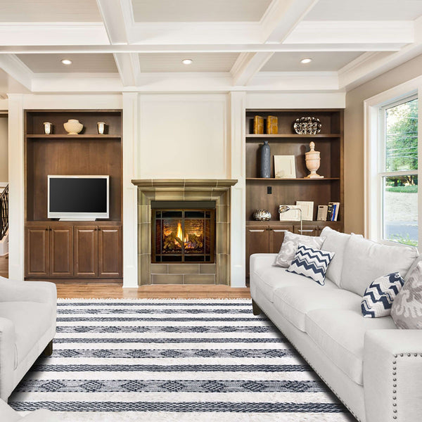 Homeroots 4' X 6' Black And Ivory Wool Striped Flatweave Handmade Stain Resistant Area Rug With Fringe  Wool 487275