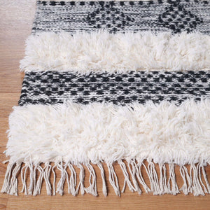 Homeroots 4' X 6' Black And Ivory Wool Striped Flatweave Handmade Stain Resistant Area Rug With Fringe  Wool 487275