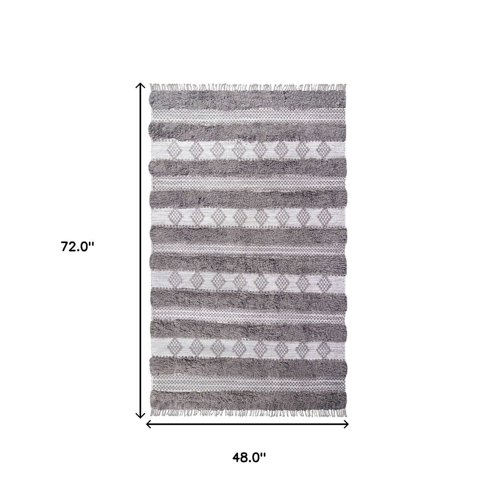 Homeroots 4' X 6' Grey And Silver Wool Striped Flatweave Handmade Stain Resistant Area Rug With Fringe  Wool 487277