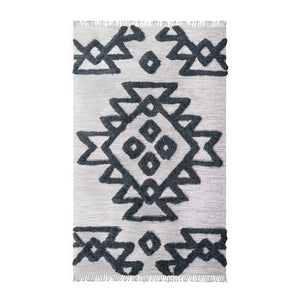 Homeroots 4' X 6' Ivory And Charcoal Wool Geometric Flatweave Handmade Stain Resistant Area Rug With Fringe  Wool 487292
