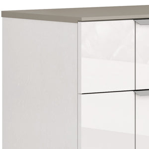 Homeroots 20" White Contemporary Two Drawer Nightstand   487330