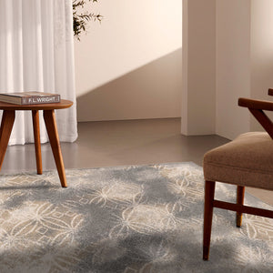 Homeroots 4' X 6' Light Grey Abstract Power Loom Stain Resistant Area Rug  Polyester 487556