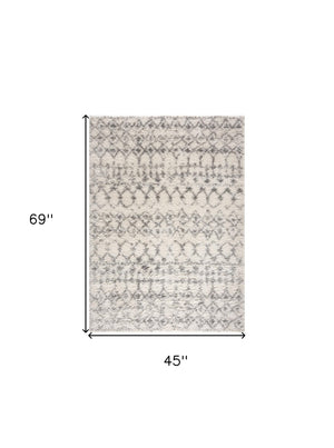 Homeroots 4' X 6' Gray And Ivory Southwestern Shag Power Loom Area Rug  Polyester 487565