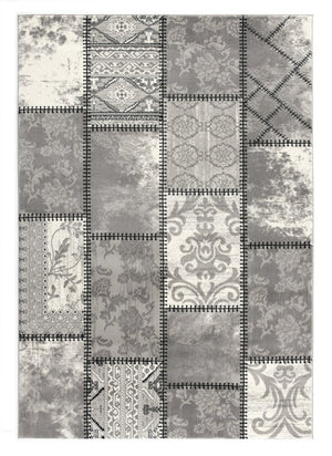 HomeRoots 4' Gray and Ivory Damask Area Rug - Timeless Elegance, Machine Washable, Durable for High-Traffic Areas 4' X 6' 487579