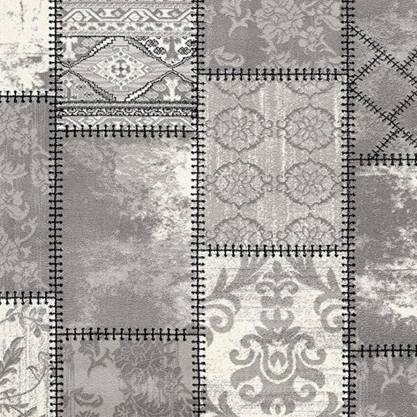 HomeRoots 4' Gray and Ivory Damask Area Rug - Timeless Elegance, Machine Washable, Durable for High-Traffic Areas 5' X 8' 487580