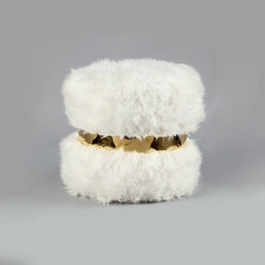Homeroots 18" Cream Faux Fur Round Ottoman Cream White,Gold  487747