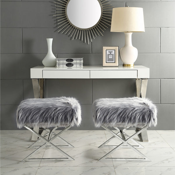 Homeroots 18" Gray Faux Fur And Silver Ottoman Grey,Faux Fur  487859