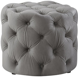 Homeroots 21" Gray Velvet Tufted Round Ottoman Grey,Velvet  487863