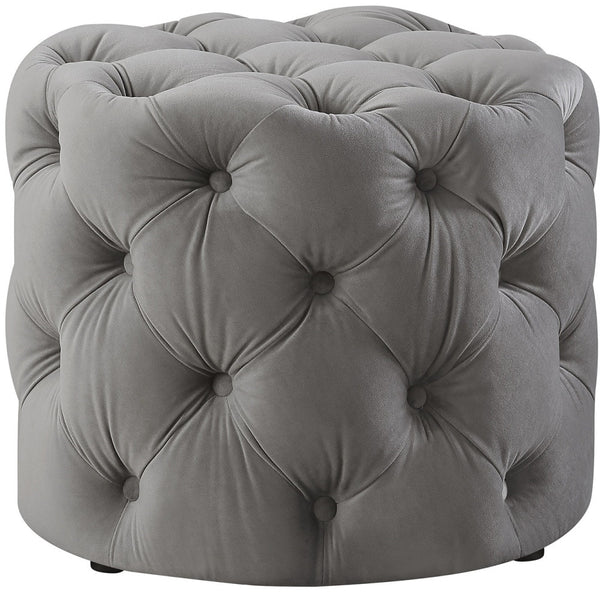 Homeroots 21" Gray Velvet Tufted Round Ottoman Grey,Velvet  487863
