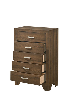 English Elm Oak 5-Drawer Chest with Rich Oak Finish, Spacious Storage, Smooth Pull Handles, Elegant Wood Grain B062P209042