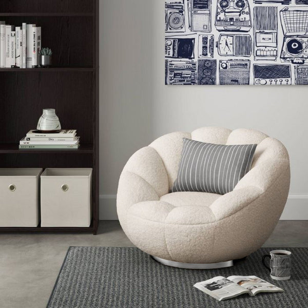 Homeroots 24" White Sherpa And Silver Clamshell Swivel Barrel Chair   488433