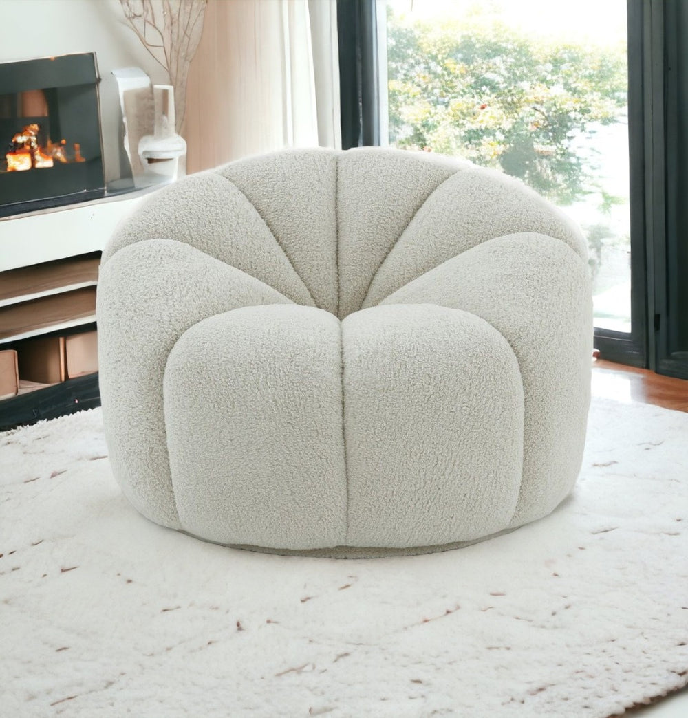 HomeRoots 38" White Sherpa Lounge Chair - Cozy, Stylish Seating with Plush Upholstery for Modern Interiors 488440