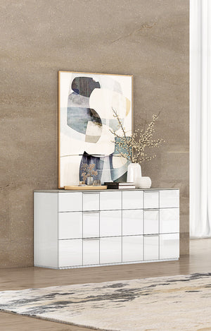 Homeroots 57" White Six Drawer Double Dresser  Manufactured Wood 488506