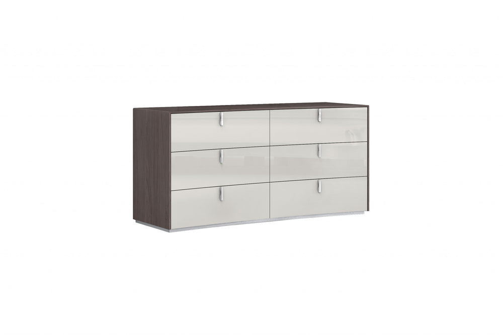 Homeroots 62" Gray Six Drawer Double Dresser  Manufactured Wood 488509