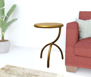 Homeroots 20" Antique Brass Iron Round End Table   488525