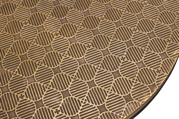 Homeroots Set Of Three 19" Black And Brass Round Nested Tables   488531