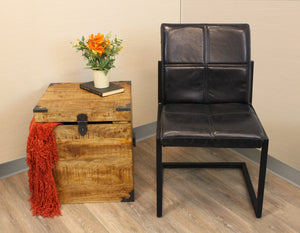 Homeroots 20" Natural Brown Solid Wood Square End Table   488537