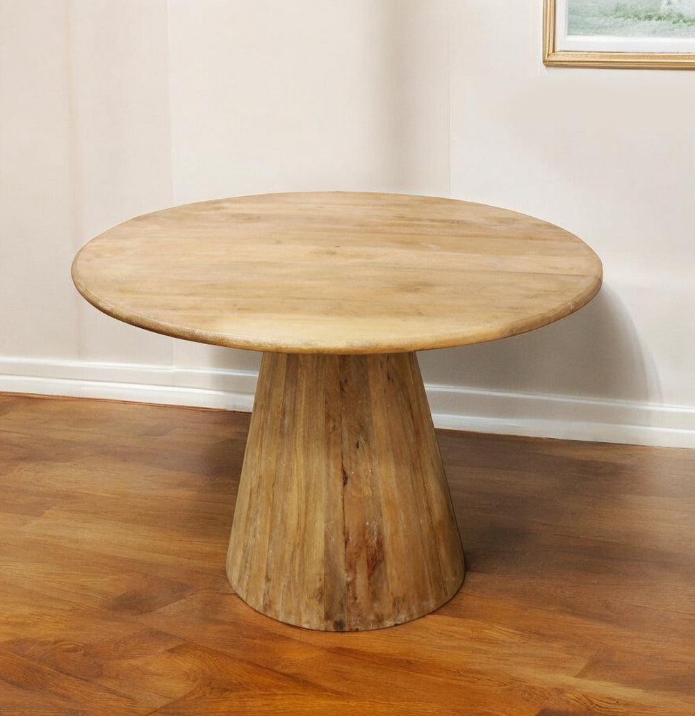 Homeroots 42" Natural Solid Wood Pedestal Base Round Top Dining Table   488681