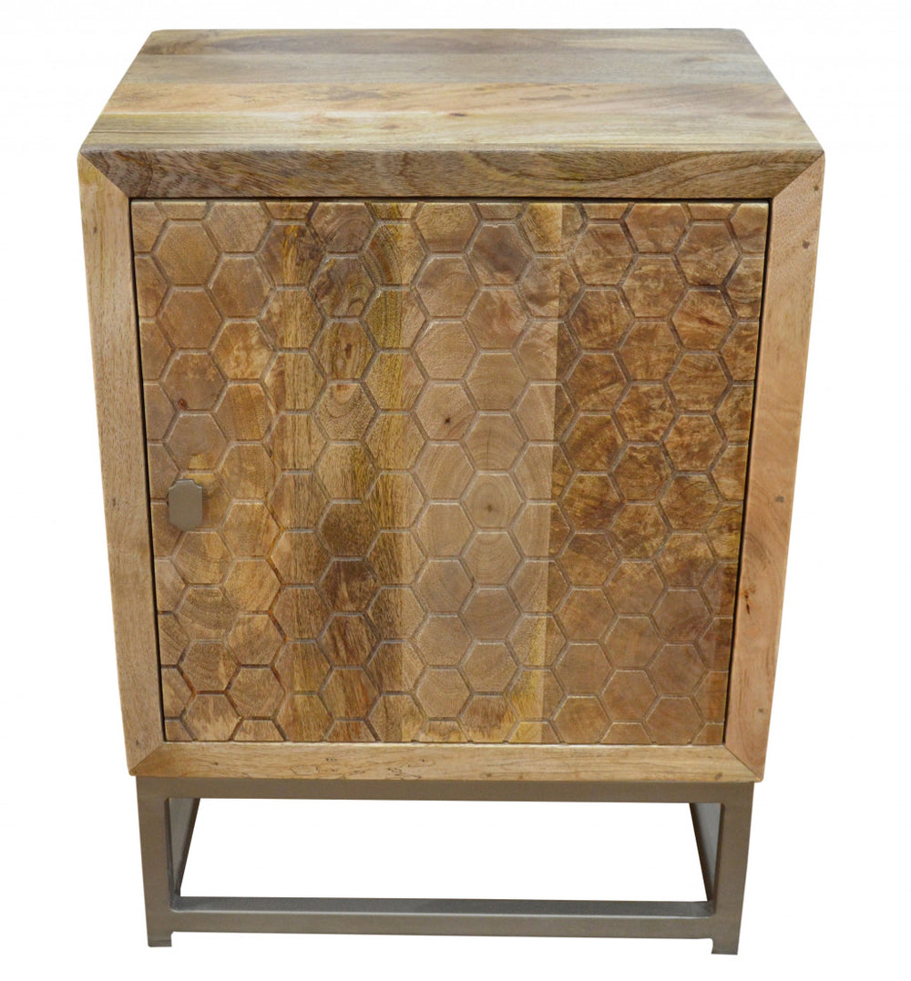 Homeroots 25" Natural Nightstand   488771