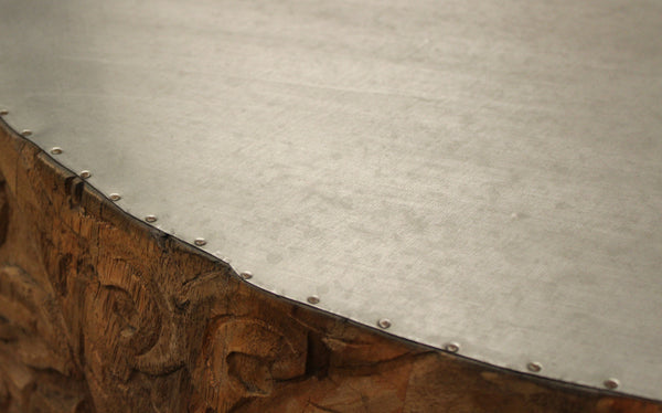 Homeroots 32" White And Natural Iron And Solid Wood Round Coffee Table   488786