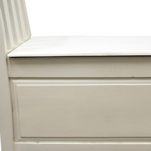 Homeroots 38" White Solid Wood Storage Bench With Flip Top  Solid Wood 488863