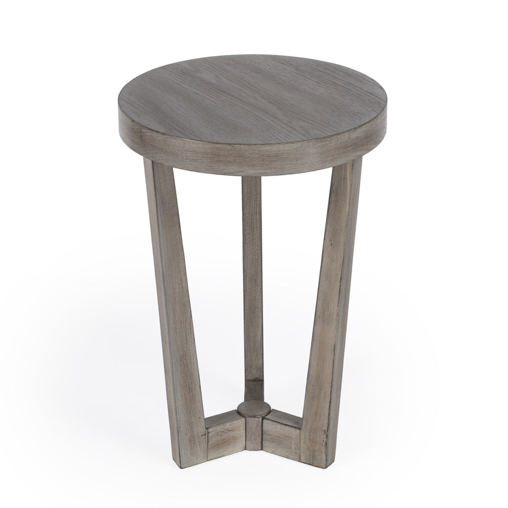 Homeroots 24" Gray Manufactured Wood Round End Table   489012